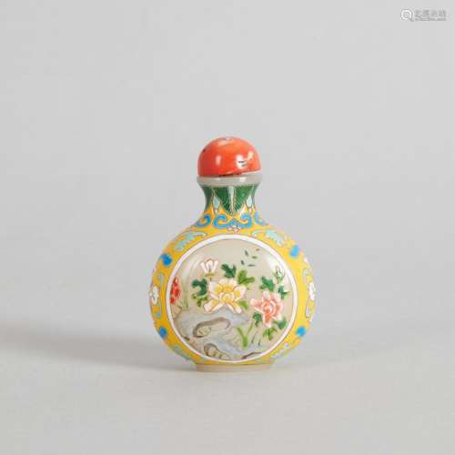 A 20th Century Chinese Enamel 'Floral' Snuff Bottle