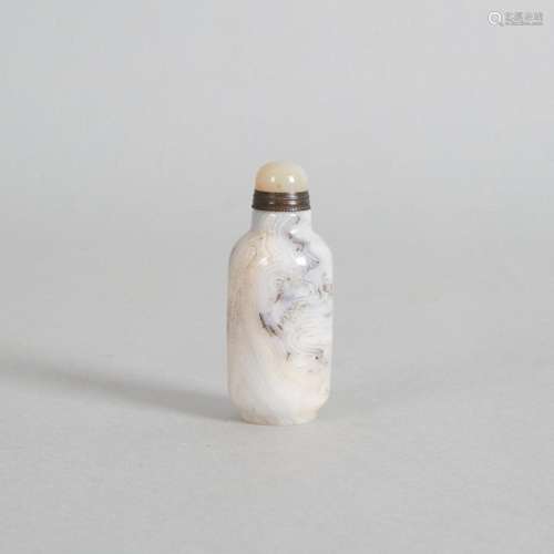A Chinese Agate Snuff Bottle