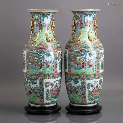 PAIR OF LARGE VASES