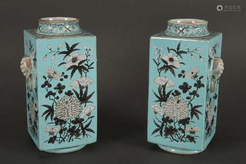 Pair of Chinese Late Qing Dynasty Porcelain Vases,