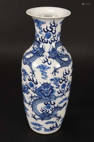 Good Chinese Blue and White Porcelain Vase,