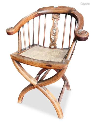 Chinese Horseshoe Back Chair,