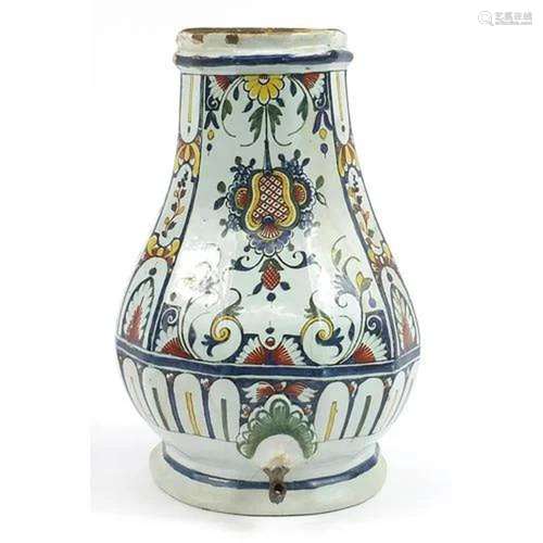 18th/19th century Italian Maiolica fountain hand painted wit...