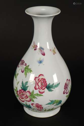 Chinese Porcelain Vase,