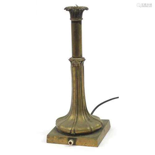 Art Nouveau brass table lamp, 36.5cm high