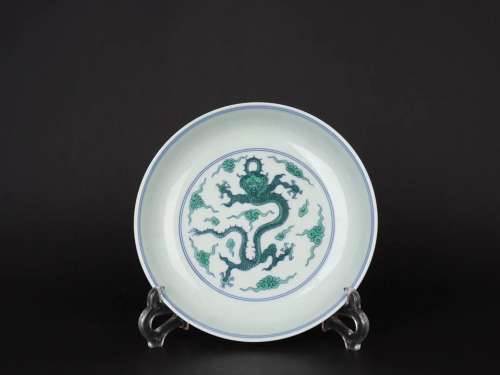 CHINESE GREEN GLAZED PLATE