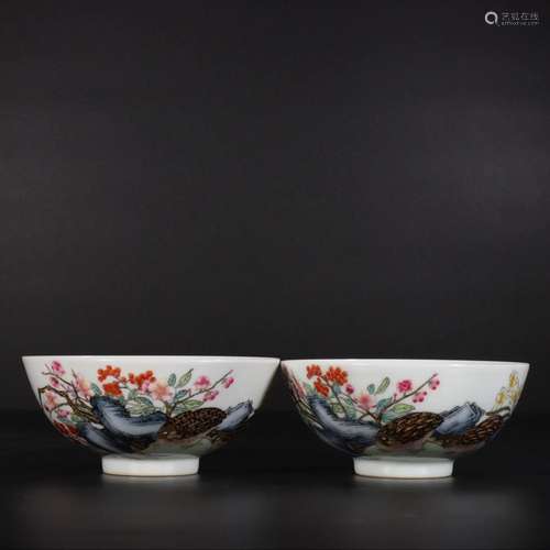 PAIR OF CHINESE FAMILLE ROSE BOWLS,YONGZHENG MARK