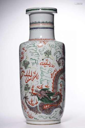 CHINESE DOUCAI GLAZED VASE