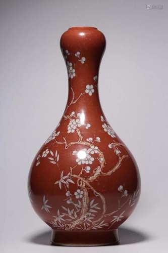 CHINESE RED GLAZED GOURD VASE,QIANLONG MARK