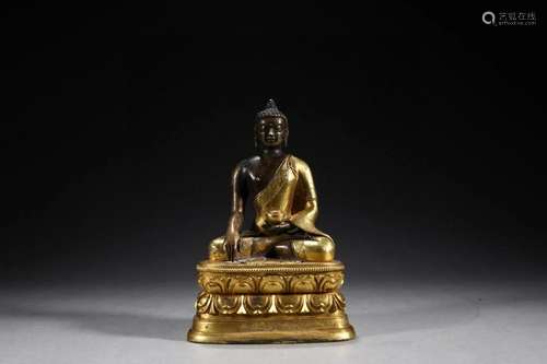 CHINESE GILT BRONZE BUDDHA