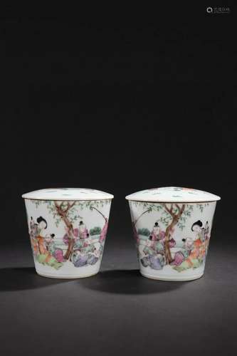 PAIR OF FAMILLE ROSE JARS WITH LIDS,TONGZHI MARK