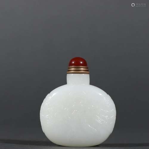 CHINESE JHETIAN JADE SNUFF BOTTLE