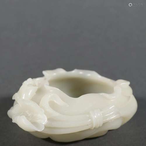 CHINESE HETIAN JADE WASHER