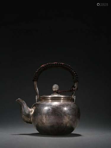 CHINESE METAL TEAPOT WITH HANDLE