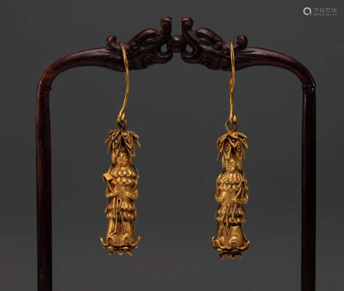 Gilt earrings from the Tang Dynasty of China