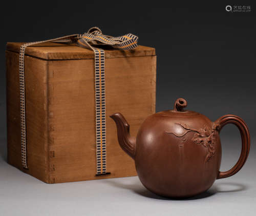 Chinese purple teapots from the Qing Dynasty