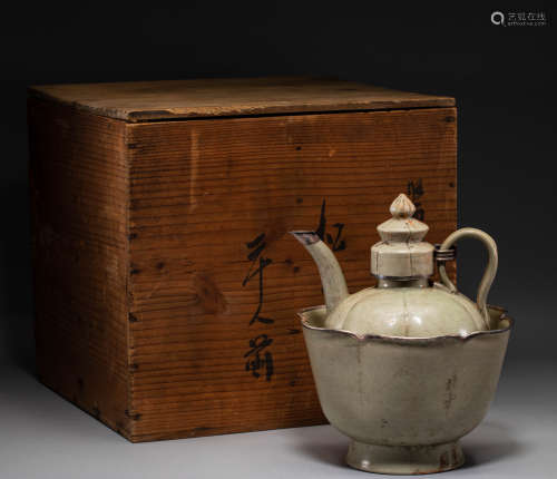 Chinese five generations yaozhou kiln wine pot