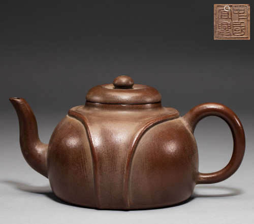 Chinese purple teapots from the Qing Dynasty