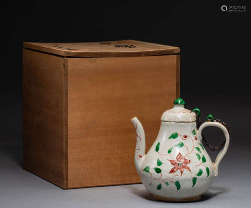 Chinese qing Dynasty porcelain wine pot