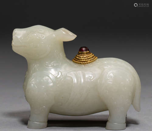 Hetian Jade auspicious Beast in Song Dynasty of China