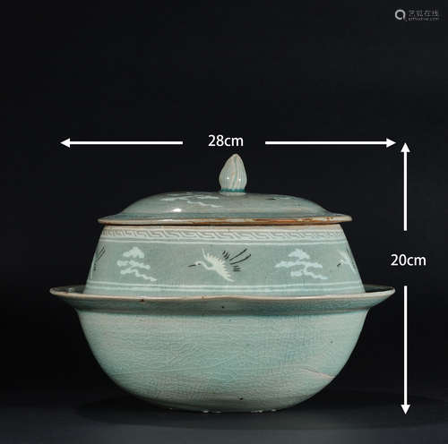 Goryeo celadon lid jar   高丽青瓷盖罐