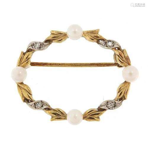 9ct gold cultured pearl and diamond brooch, 3.0cm wide, 3.7g