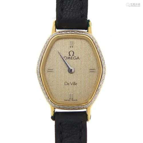Omega, ladies Omega Deville wristwatch with box, the case 16...