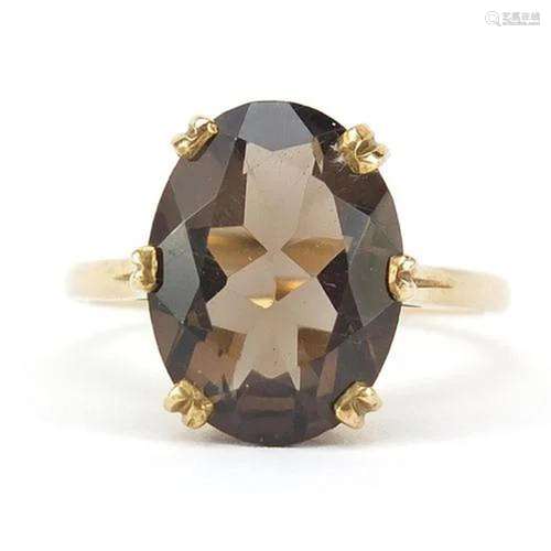 9ct gold smoky quartz ring, size T, 4.4g