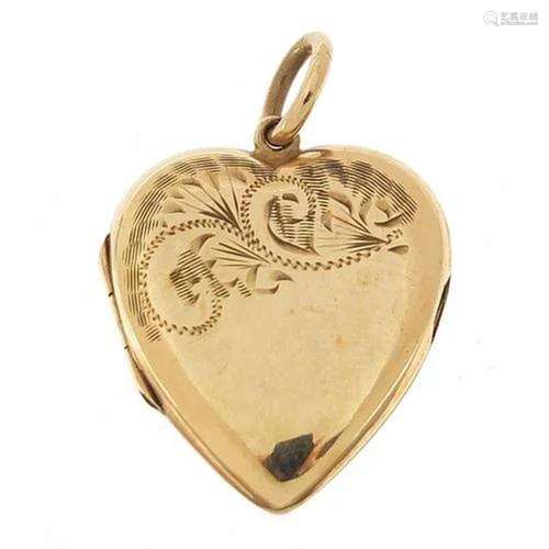 9ct gold love heart locket, 2.5cm high, 2.6g