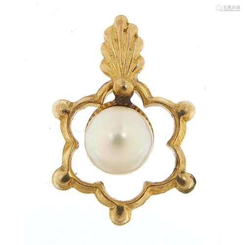 9ct gold cultured pearl and diamond pendant, 1.6cm high, 0.6...