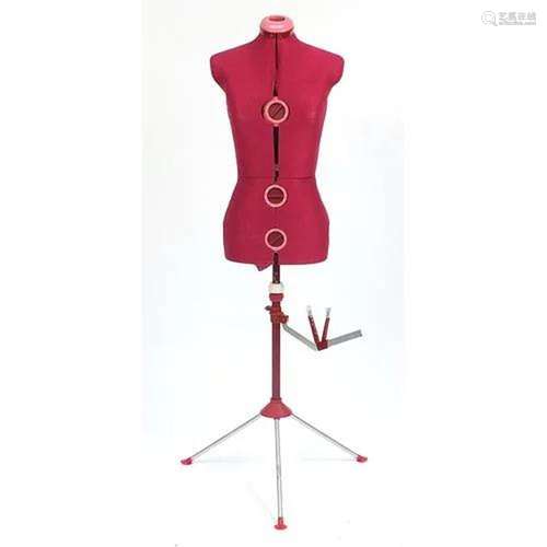 Adjustable tailor's mannequin