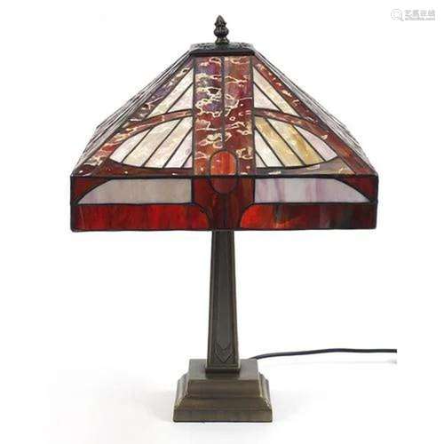 Tiffany design bronzed table lamp with shade, 51cm high