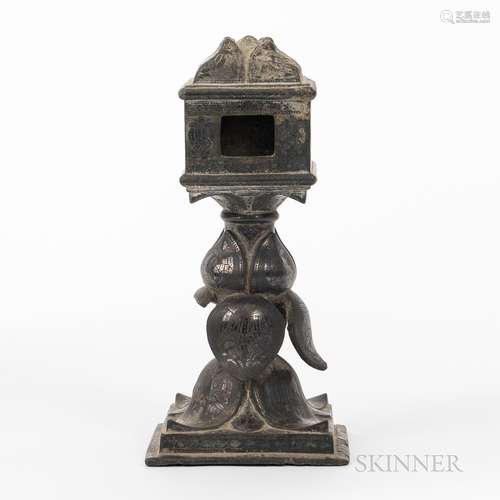 Bidri Copper/Zinc Alloy Lotus Pedestal Reliquary