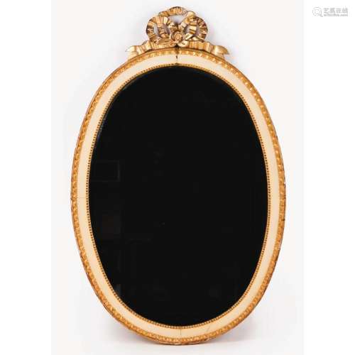 An oval D.Maria style mirror