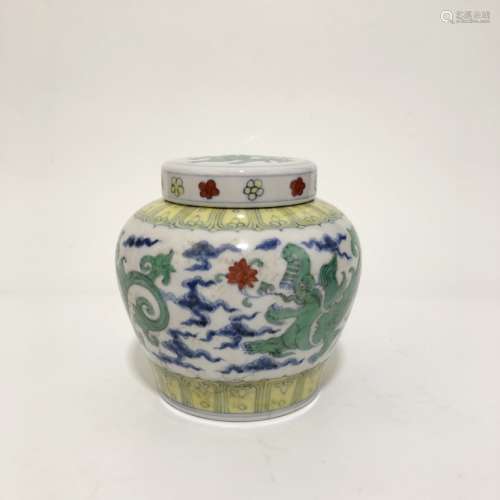 Chinese Doucai Porcelain Lid Jar,Mark