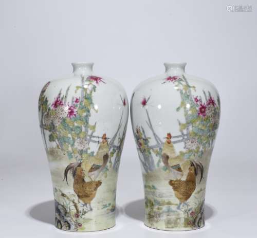 Pair of Chinese Famille Rose Meiping Vase,Mark