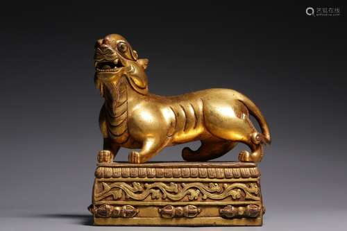 Chinese Gilt Bronze Seal