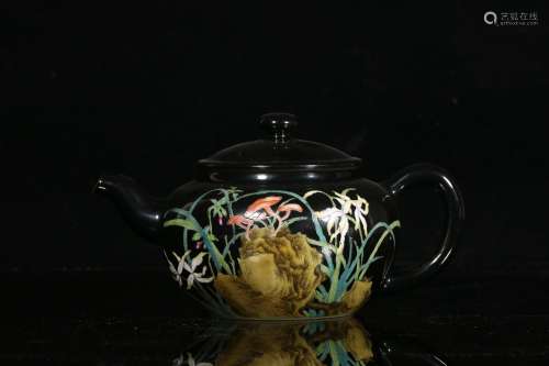 Porcelain Teapot, China