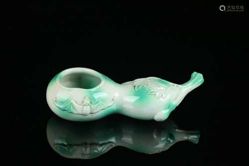 Green Glaze Porcelain Gourd Water Washer, China