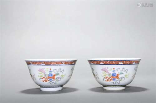 Qing Daoguang: A Pair of Fencai Porcelain Bowls