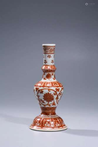 Ming Dynasty:An Alum Red Color Vase