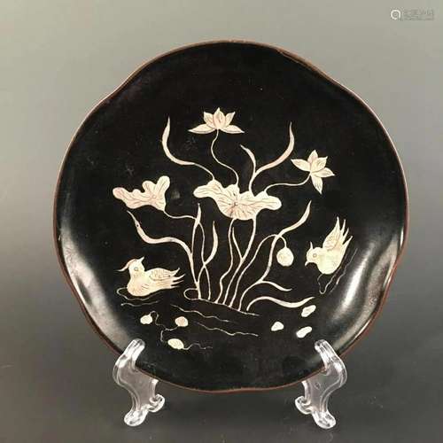 Chinese Ding Ware Engraved Design Duck & Lotus Leaf