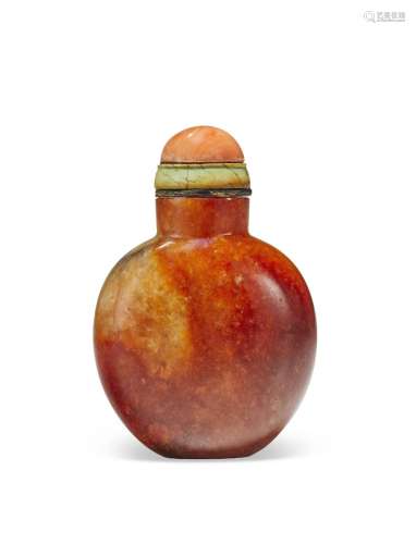 A RUSSET AND ICY-WHITE JADEITE SNUFF BOTTLE