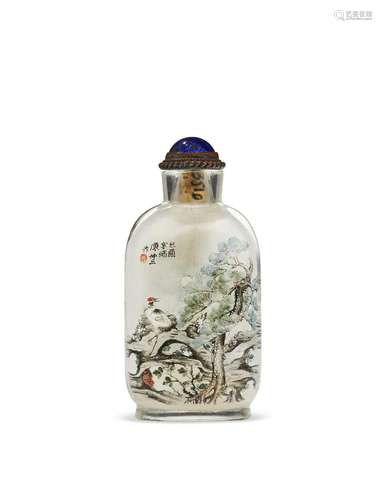 AN INSIDE-PAINTED GLASS SNUFF BOTTLE