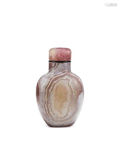 A 'THUMBPRINT' AGATE SNUFF BOTTLE