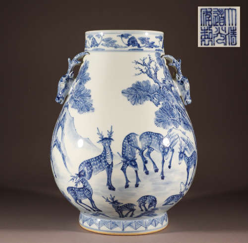 Qing Qianlong blue and white deer head statue