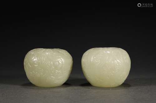 PAIR OF CHINESE JADE BRUSH WASHER , 5.5X4.3CM