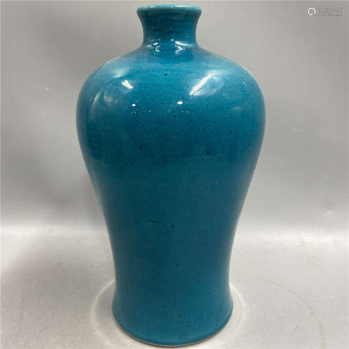 CHINESE BLUE GROUND VASE ,H20CM