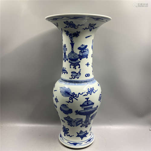 LARGE CHINESE BLUE AND WHITE VASE ,H47CM