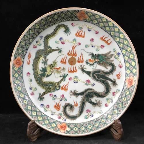 LARGE CHINESE FAMILLE VERTE CHARGER ,HAND PAITED TWO DRAGON ...